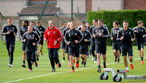 埃尔纳内斯：并非所有手球或者手臂触球都是点球，规则需要改