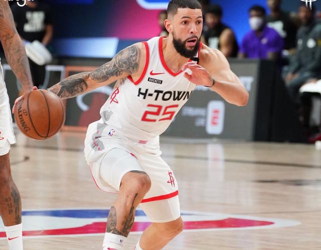 前辈认可！帕里什发文祝贺詹姆斯：纪录就是用来打破的