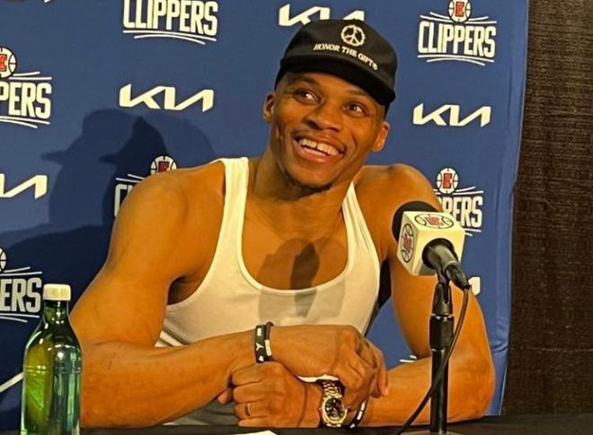 前意甲裁判谈DV9点球被吹：他和防守球员互有拉扯，都不犯规