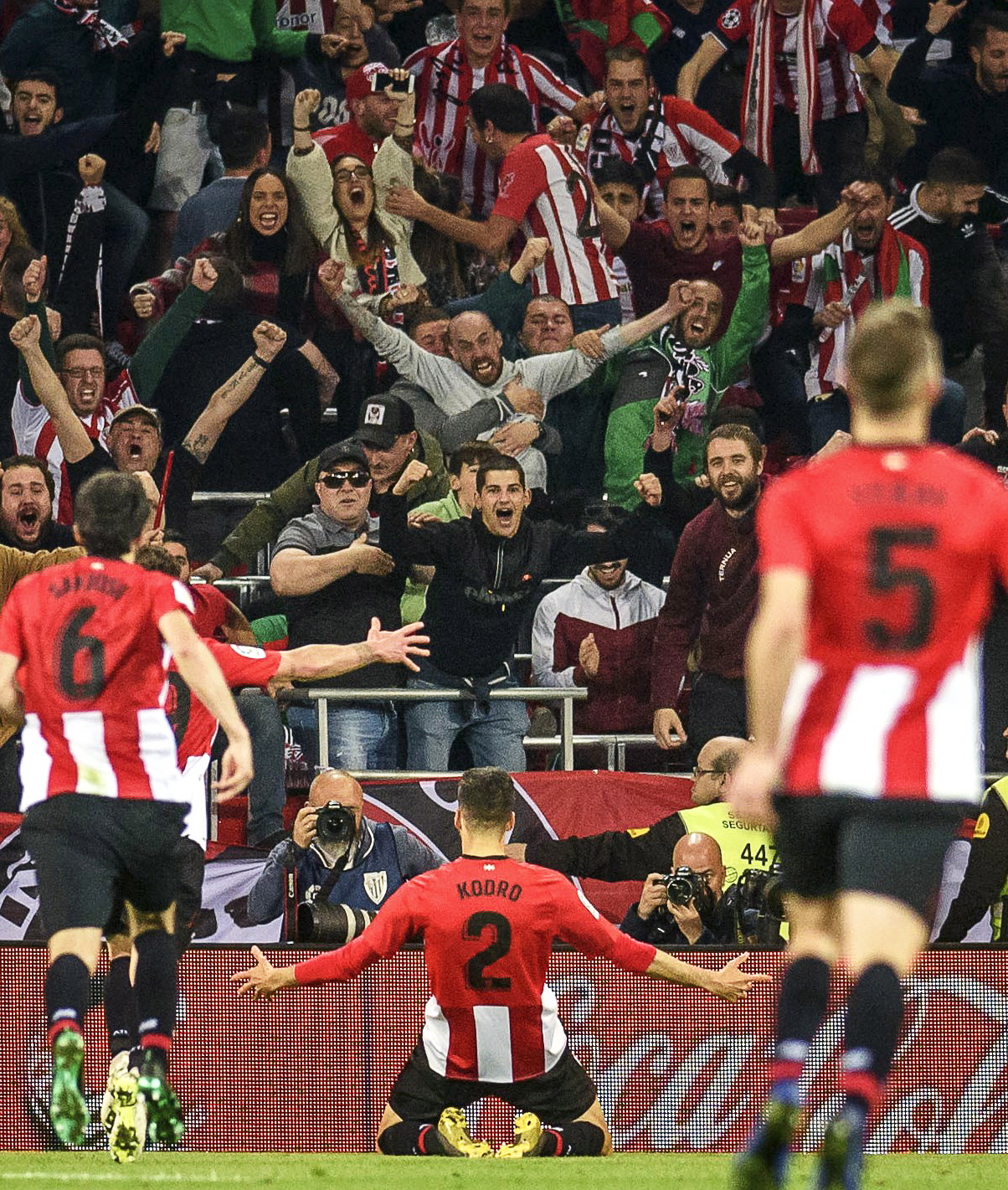 解析棒球缝线对滑球位移的贡献