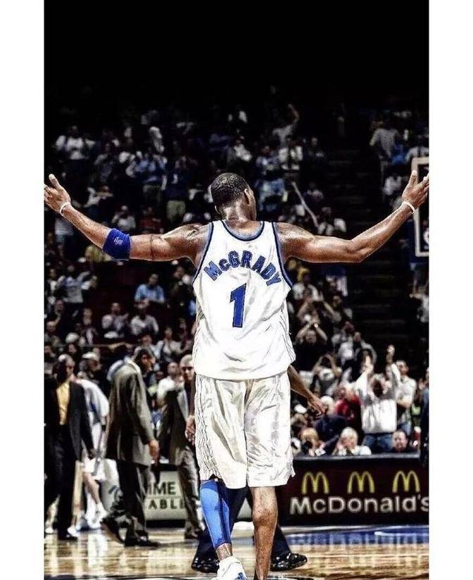 略伦特想干扰吕迪格罚点，姆巴佩上前推开对手并