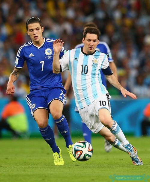 诺伊尔：今天我们有些运气不佳，这是一场信念的胜利