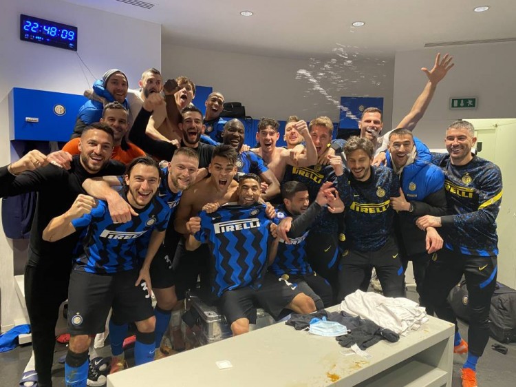 马卡报：巴萨内部对亚马尔的情况很乐观，认为他能出战马竞