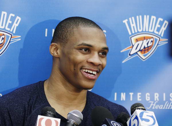 竞技与娱乐并存的游戏生态逐步成型